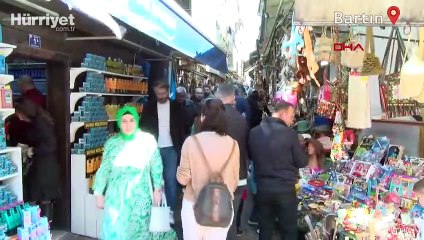 Bartın'ın Amasra ilçesinde bayram yoğunluğu