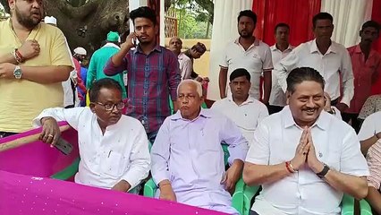 Asit Patnaik, Chairman of Odisha Pisciculture Corporation, Joins Eid-Ul-Fitr Group Prayer in Bhadrak Kuansa Idgah Grounds