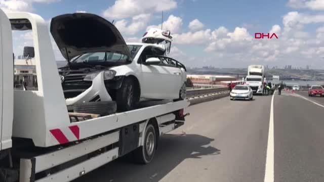 Emniyet şeridinde patlayan lastiği değiştirirken kamyonet çarptı: 1 ölü, 3 yaralı