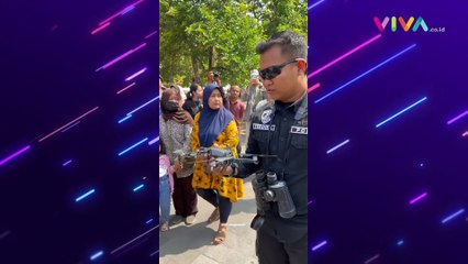 TEGANG! Brimob Tembak Jatuh Drone saat Acara Grebeg Syawal