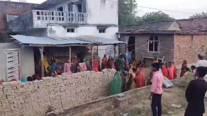 अंबेडकरनगर: पड़ोसियों से विवाद, परिवार गया थाने...फंदे से लटकती मिली बेटी की लाश