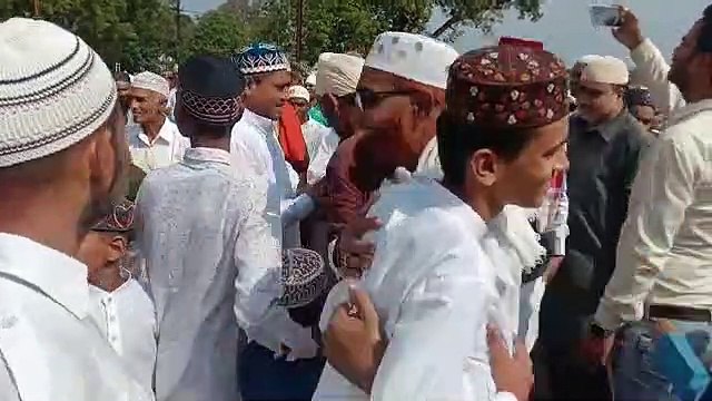 जिले भर में हर्षोल्लास के साथ मनाया गया ईद उल फितर पर्व