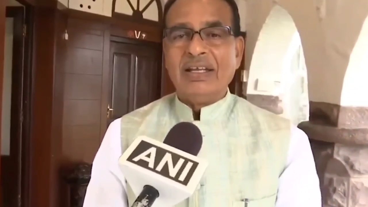 दिग्विजय ज्योतिरादित्य के बीच बयान “वार” में कूदे CM शिवराज, बोले- सिंधिया गद्दार नहीं खुद्दार