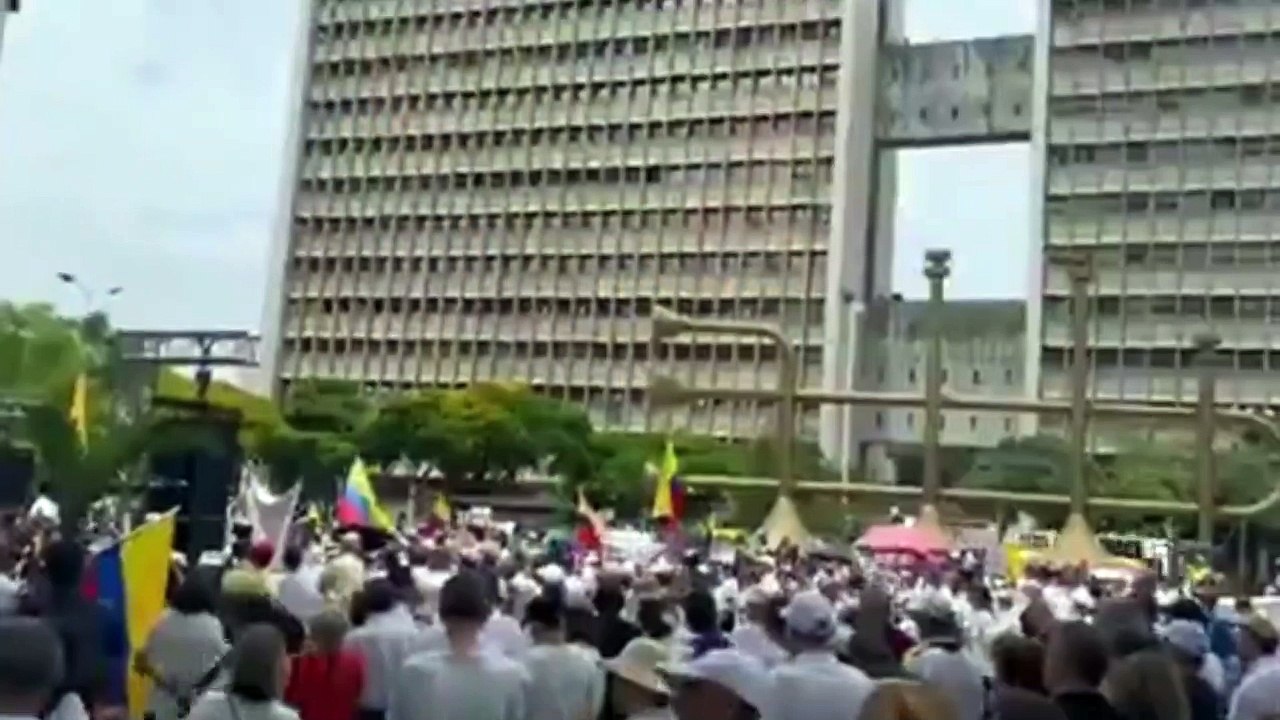 (EN VIDEO) En la ciudad de Cali también fueron multitudinarias las marchas anti Petro y recordaron con tristeza a los heroes caídos
