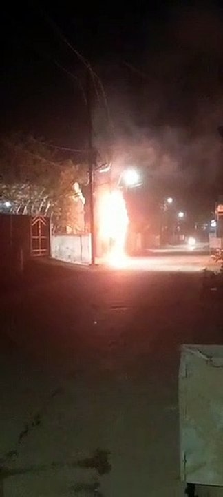 धू-धू कर जले 3 ट्रांसफार्मर,कॉलोनी में फैली दहशत