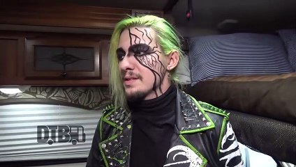 Dark Divine - BUS INVADERS Ep. 1734