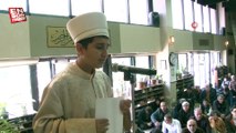 Görme engelli gençler parmaklarıyla Kur'an-ı Kerim'i görerek hafız oldu