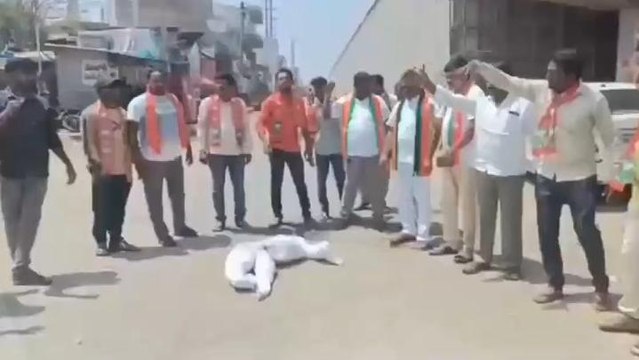 తాండూర్: ఓటుకు నోటు కేసులో అడ్డంగా దొరికిన దొంగ రేవంత్ రెడ్డి