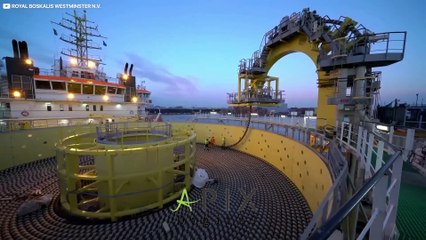 How the Internet extends across the sea floor- Docomentary