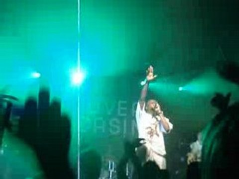 Aynell (killa mic) ma weed live à Paris - ( concert de NZH )