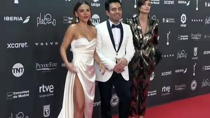 Elegancia, naturalidad y mucha personalidad: los estilismos en la red carpet de los Platino 2023