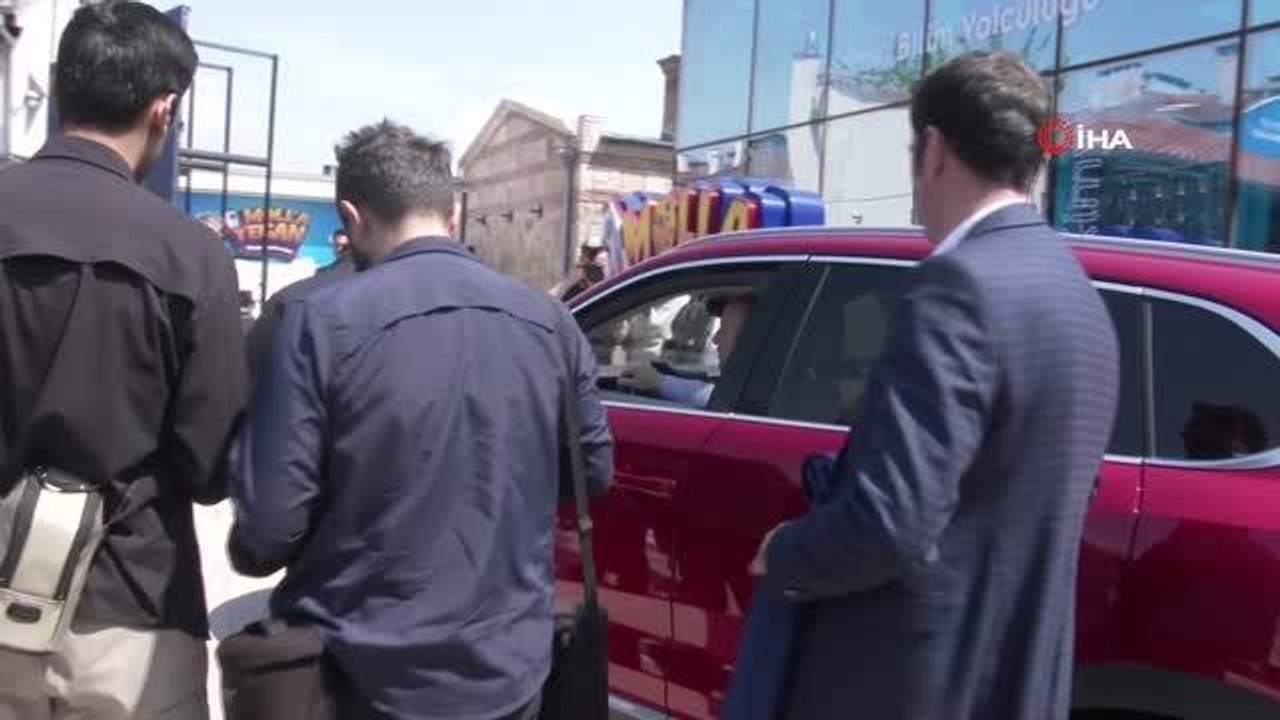 Molla Yegan Çocuk Üniversitesi'nin açılışını Bakan Mustafa Varank gerçekleştirdi- Bakan Varank; "Çocuklara yatırım yapmak bizim birinci...