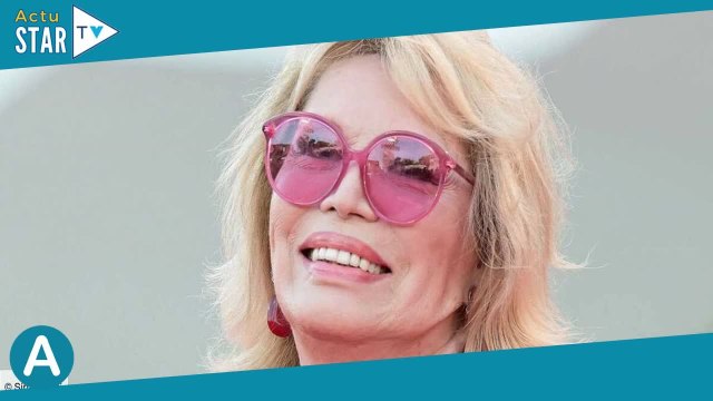 Amanda Lear : quel âge a-t-elle vraiment ? Le réalisateur de son documentaire fait une grosse révéla