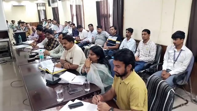 ग्राम व वार्ड स्तर पर महंगाई राहत कैम्प कल से, जिला कलक्टर ने तैयारियों को लेकर ली बैठक