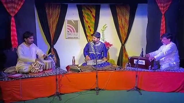 तीन ताल में प्रस्तुत किया पिया तुम बिन मोहे चेन...