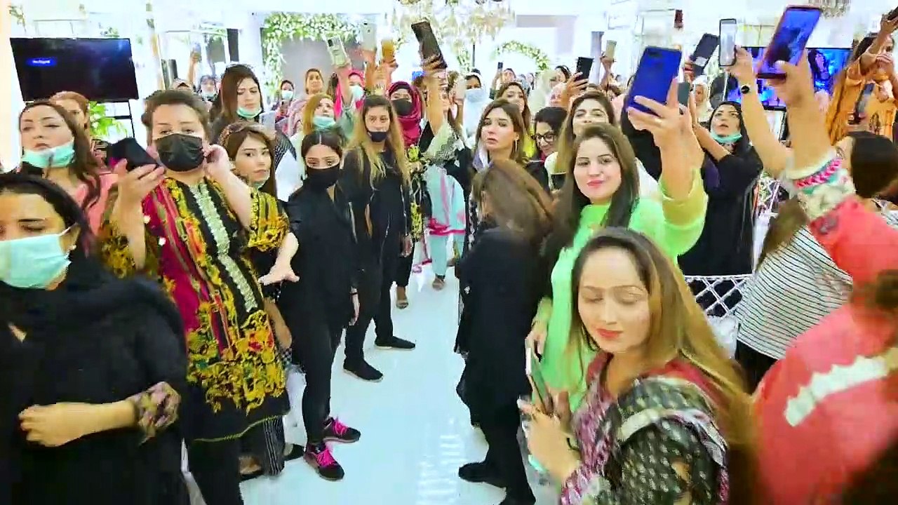 TRENDY MAKEUP HACKS TO MAKE YOU GORGEOUS Kashee's Master Class Makeup Tutorial ...