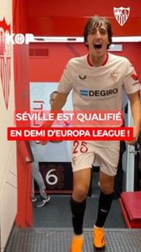 La joie des joueurs du Séville FC après leur victoire face à Manchester United !