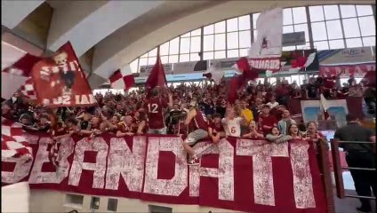 il tifo della Libertas Livorno (Video Novi)