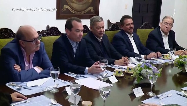 Opositores venezolanos respaldan cumbre en Colombia para destrabar diálogo con gobierno