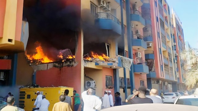 ما وراء الخبر- مآلات المواجهات في السودان بعد الإجلاء وخرق الهدن