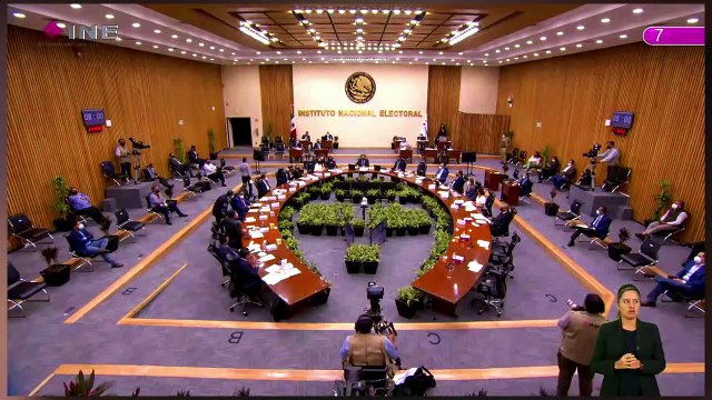 ¡VEAN! ¡Córdova enfurece vs. representante de morenapor llamar bufón a su monaguillo Murayama!