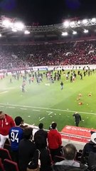 Olympiakos - AEK maçında olaylar çıktı!