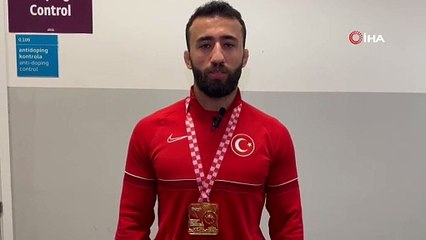 Burhan Akbudak: "Bir Kahramanmaraşlı olarak bu madalyamı depremzedelere armağan ediyorum"