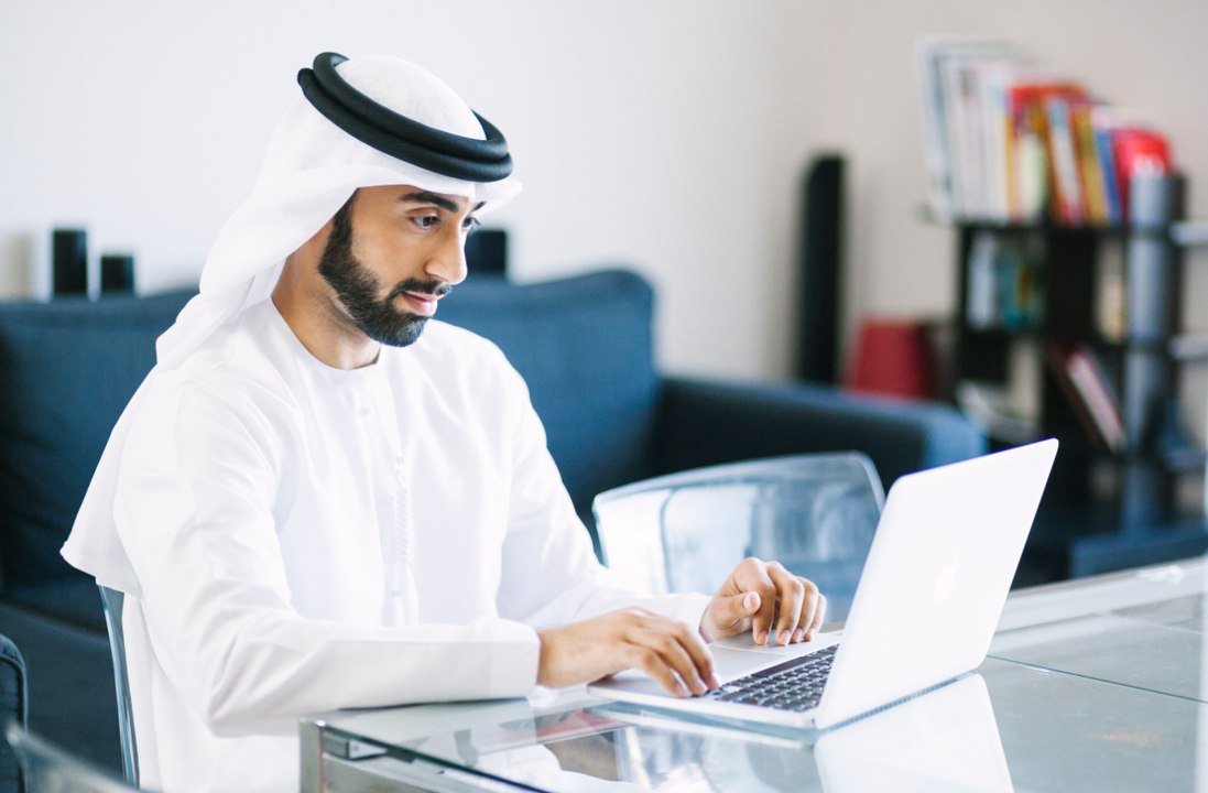 "التأمين ضد التعطل عن العمل".. مظلة الحماية الاجتماعية لموظفي الإمارات!
