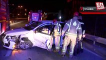 Bayrampaşa'da alkollü sürücü bariyere çarptı