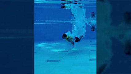 '공포의 드롭샷' 알카라스...시원한 다이빙 세리모니! / YTN