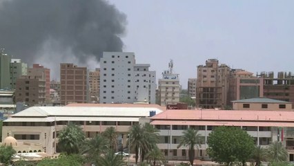 اليوم العاشر من اشتباكات #السودان.. دول عديدة تجلي رعاياها.. وسط تفاقم للمأساة الإنسانية وتزايد أعداد الضحايا.. و  #الدعم_السريع تؤكد: خطة "مشبوهة" بتنفيذ عمليات سلب ونهب وإلصاق التهمة بعناصرنا #الخرطوم  #العربية