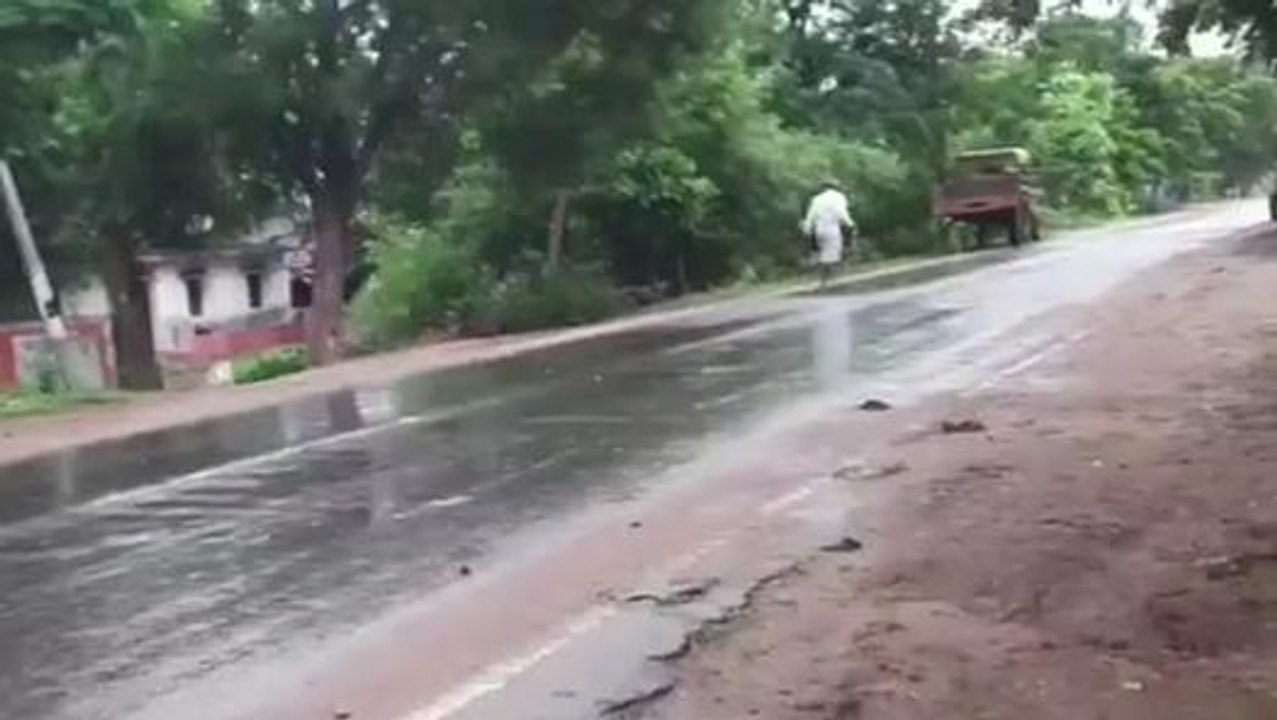 హుజురాబాద్: బీ అలర్ట్.. మరో మూడు రోజులు భారీ వర్షాలు..!