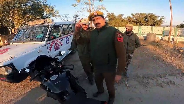 Jammu Police ne Yamaha R1 seize kar di Angry Police vs Superbikes .. Loud bikes reaction