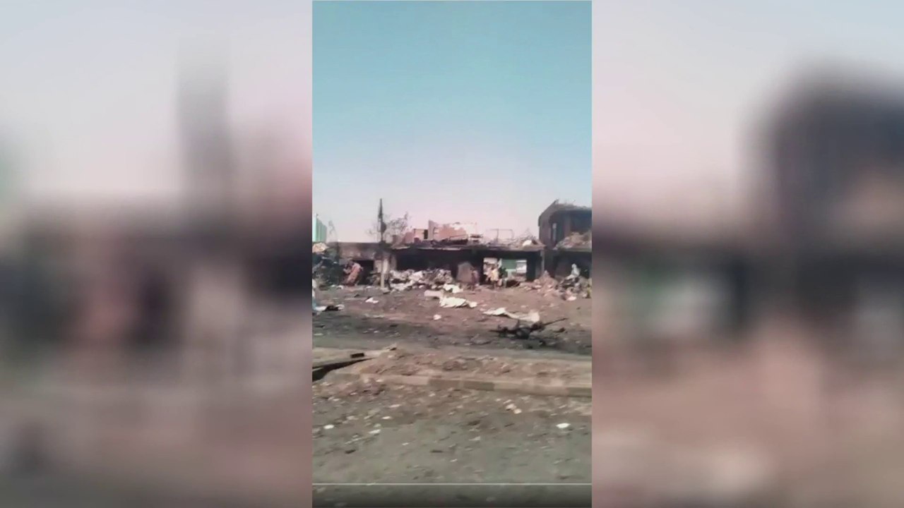صور تظهر حجم الدمار في السوق المركزي بحري في #الخرطوم   #العربية #السودان