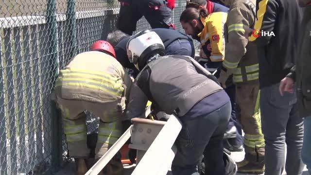 TEM Otoyolu'nda 5 araçlı zincirleme kaza: 1'i ağır 3 yaralı