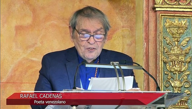 Cadenas recibe el Premio Cervantes con una llamada urgente a la democracia