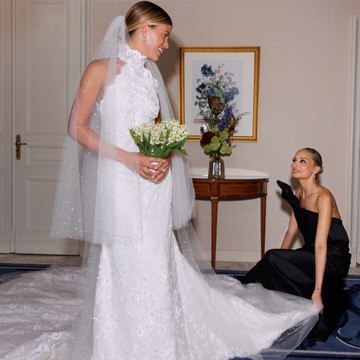 Nicole Richie shares behind-the-scenes moment with sister Sofia