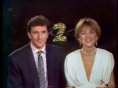 Antenne 2 - 1er Janvier 1987 - Speakerine, pubs, jingle, début Sottisier (Christophe Dechavanne)