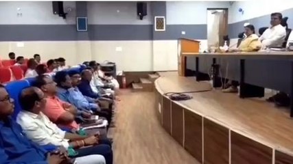 ములుగు: ఫిర్యాదులను వెంటనే పరిష్కరించాలి.. జిల్లా కలెక్టర్ ఆదేశాలు..!