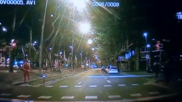 Detectan una nueva modalidad de robos a taxistas en Barcelona