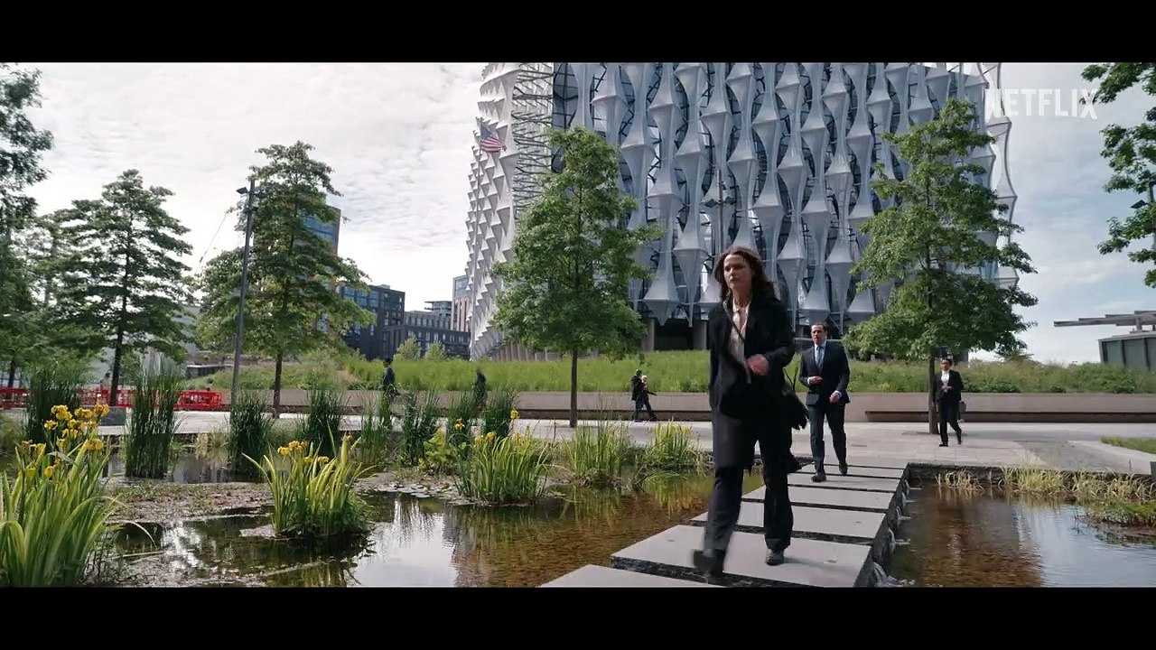 La bande-annonce de La Diplomate : la nouvelle série Netflix qui a un succès mondial