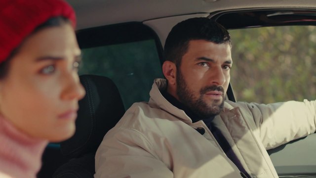 La Hija Del Embajador. ❤️ Sancar encuentra a Mavi. Capítulo 25 - 2ª Parte en Español HD ❤️ (Sefirin Kızı) ❤️ Con Engin Akyürek Y Tuba Büyüküstün ❤️