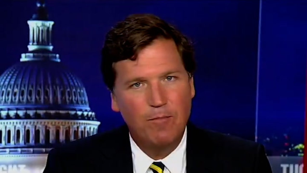 Watch: Tucker Carlson signs off Fox News for last time as host ‘parts ways’ with network