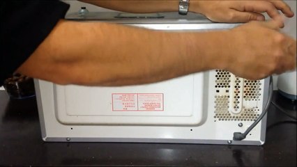 How To Replace A Microwave Turntable Motor