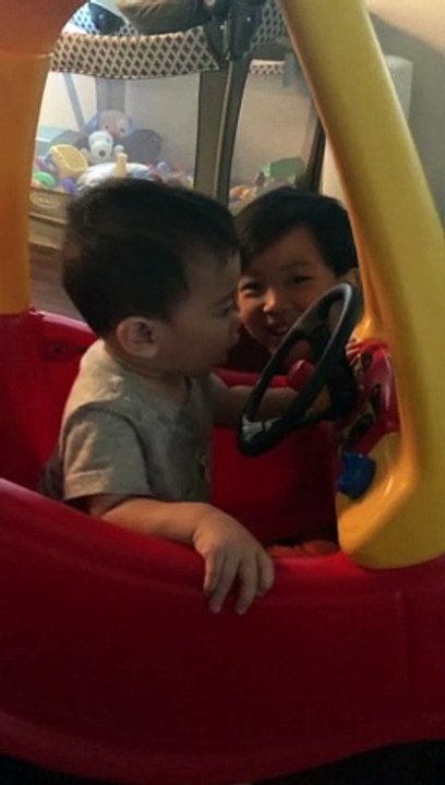 Toddler Honks Car Horn Using His Head