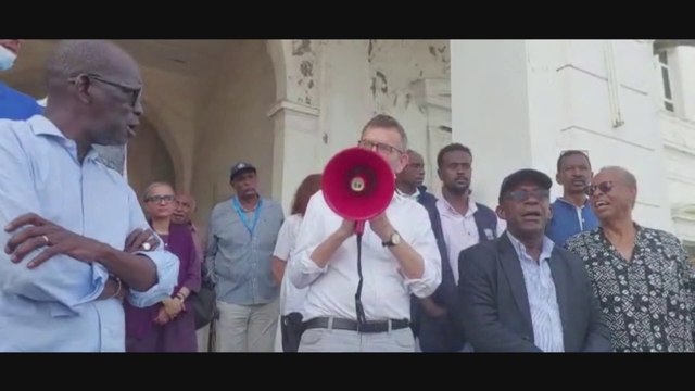 كلمة للمبعوث الأممي إلى السودان في بورتسودان بعد خروجه من الخرطوم