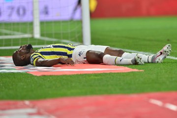 Super Lig : Dans un match renversant contre Istanbulspor, Fenerbahçe rate une cartouche importante !