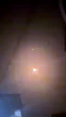 Nepal. Avião com 167 pessoas a bordo incendeia-se após embater contra ave