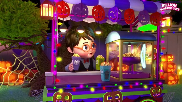 Halloween special popcorn is getting ready Dolly and Johnny with the little squirrel is having fun