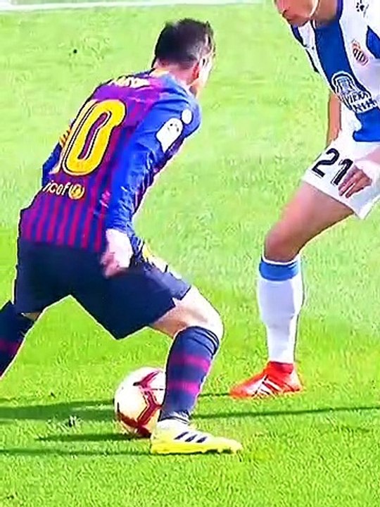 Messi body feints